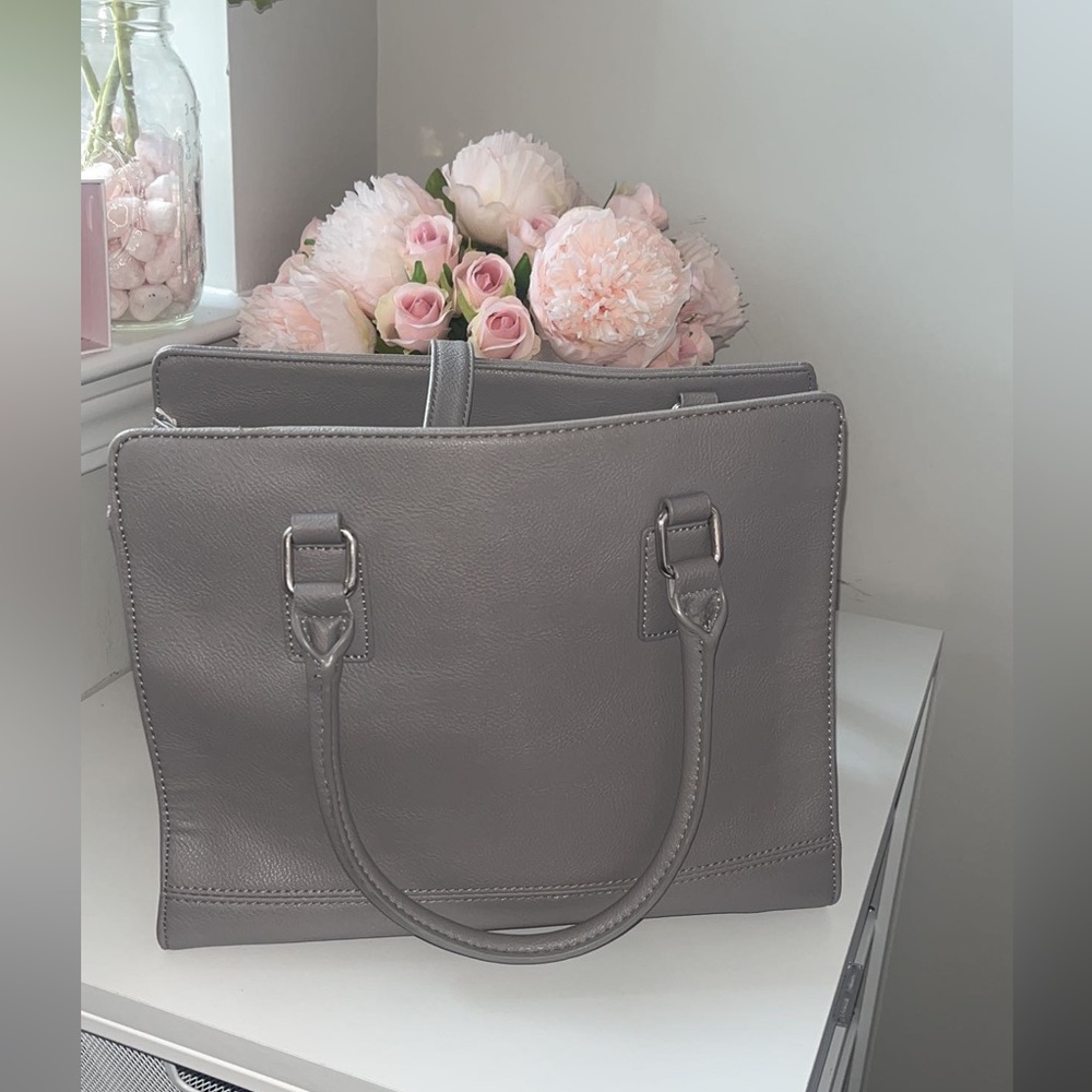 Large Nine West Gray Tote